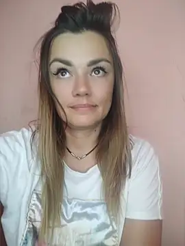 KrissSexi 🔊 free naked chat