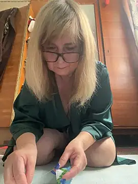 Irina2909@xh webcam