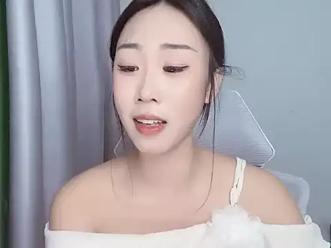 diudiu622 webcam
