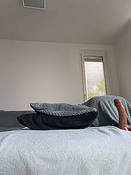 Viola_sweet_honey webcam