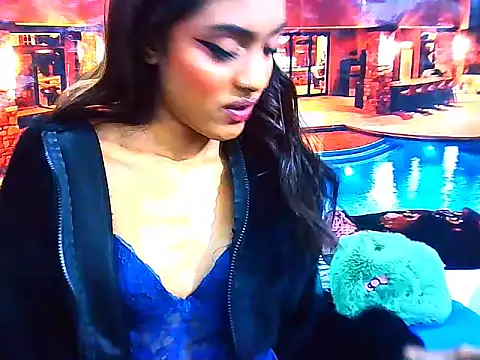 IndianPretty14u2Luv webcam