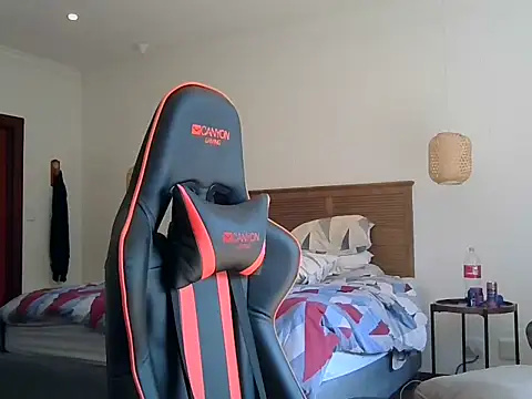 TroyDieselXXX webcam