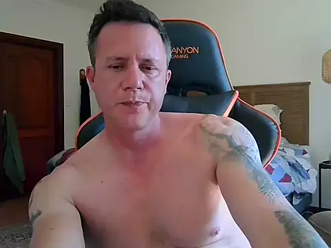 TroyDieselXXX webcam