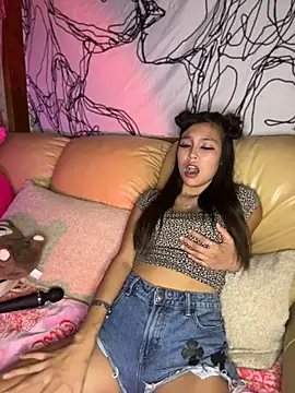 lillytiller webcam