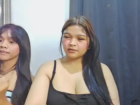 YunaBigCock webcam