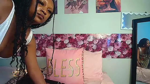 EnchantingLisa webcam