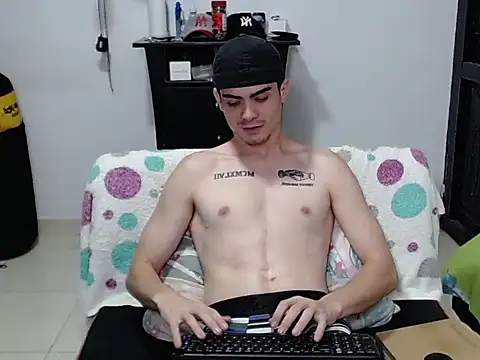 Zac_Efront webcam