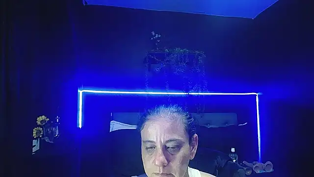 sasi_luna live cam on StripChat
