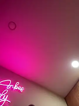 sexyyykloee webcam