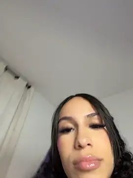 Miaa_love6969 webcam