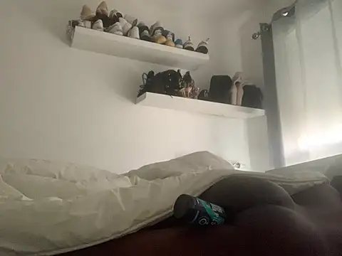 yourmomaaa webcam