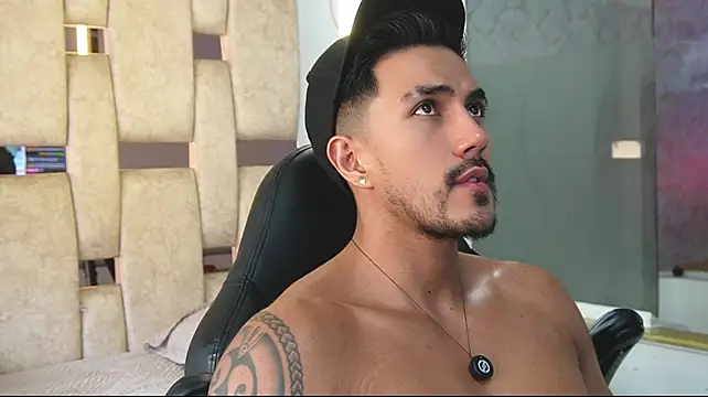 aaron_bolt webcam
