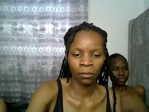 exoticglow live cam on StripChat