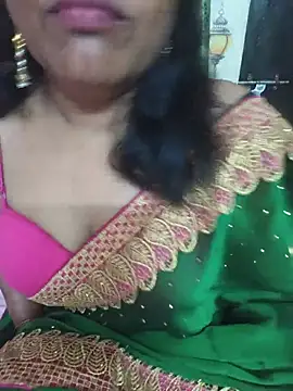 Zaara-Rose live cam on StripChat