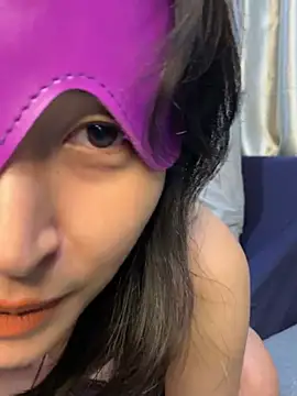 MikaRoseX webcam