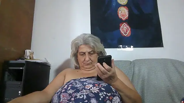 ExquisiteMature webcam