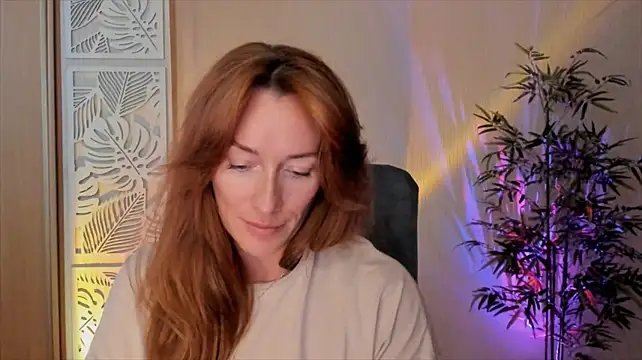 RebeccaMartinez webcam