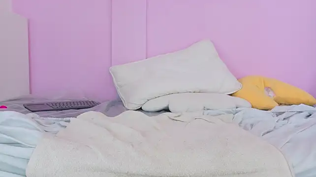 SeleneGibson__ webcam