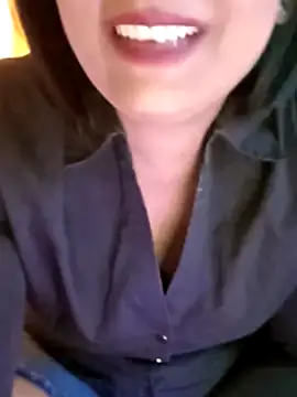 Queen_Kushi4