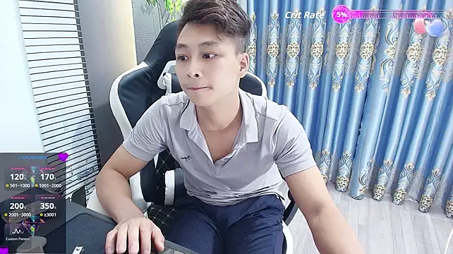 Naughty___asian webcam