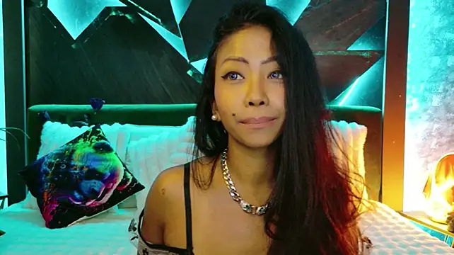 ElyaQuinn webcam