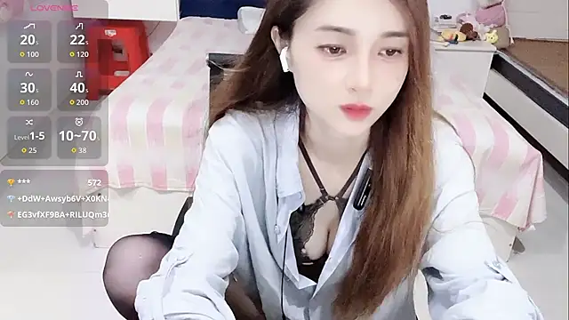 miaomiao-99 webcam