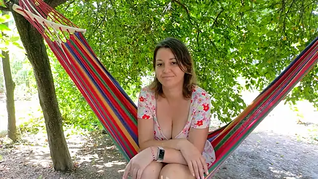 SweetMaddy888 webcam