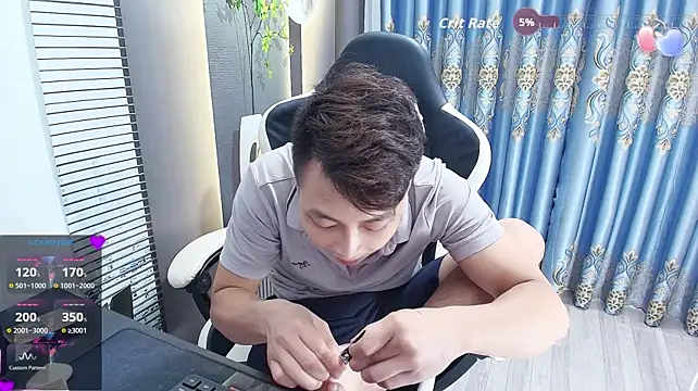 Naughty___asian webcam