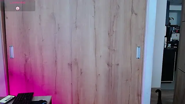 sexygoddesskarol webcam
