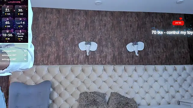 MeganLorensx webcam