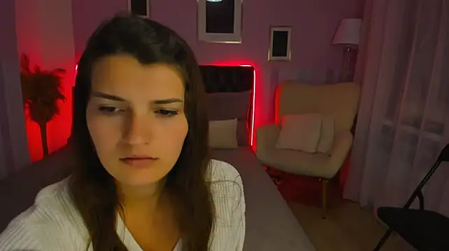Laura_Leee webcam