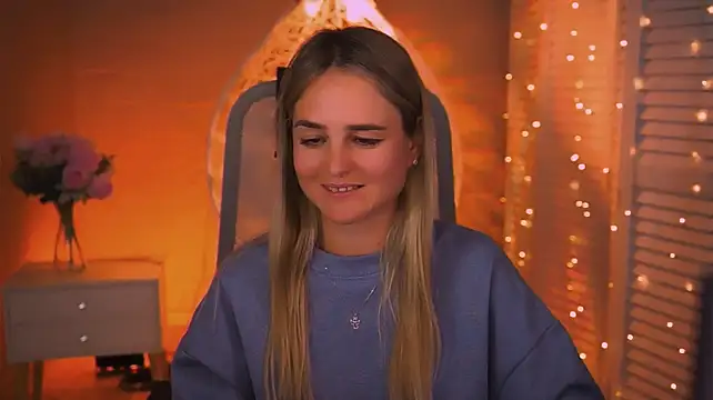 DeboraLarson webcam