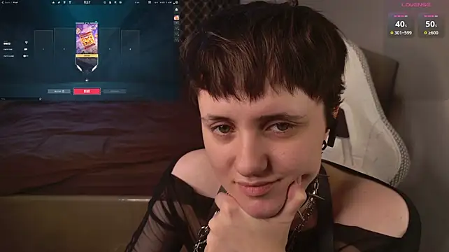 Luna_Loveee webcam