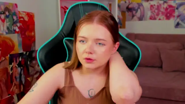 ElinaVale webcam