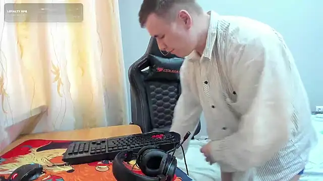 iliaskrislove webcam
