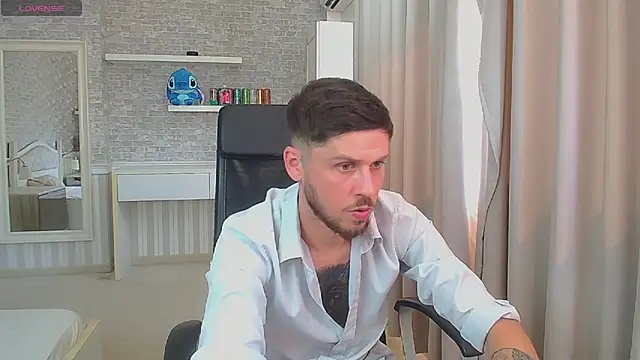 JonahShaw webcam