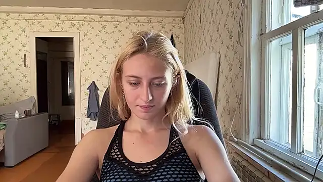 LisaBam webcam