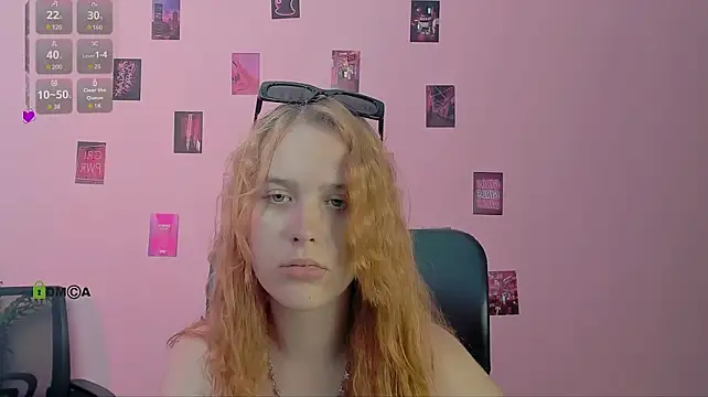 roxy_starr_ webcam