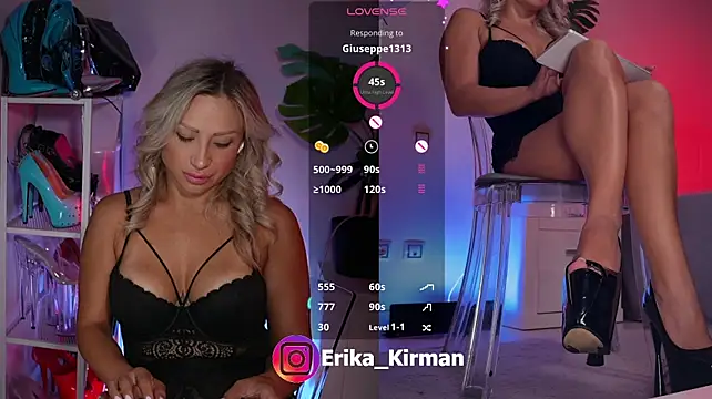 Erika_Kirman webcam
