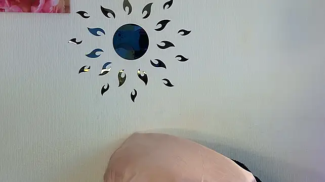 MissClairDeLune live webcam
