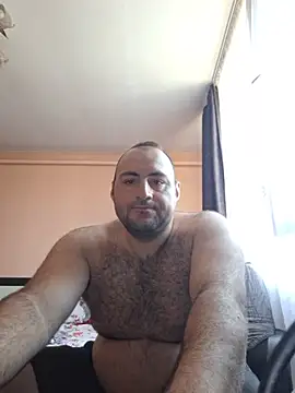 StrictBobby webcam