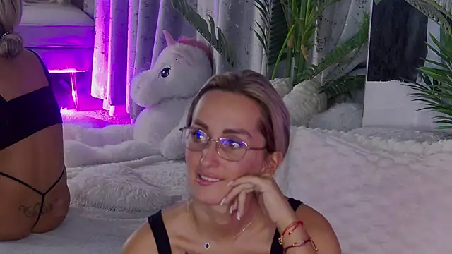 IsabelleEthan webcam