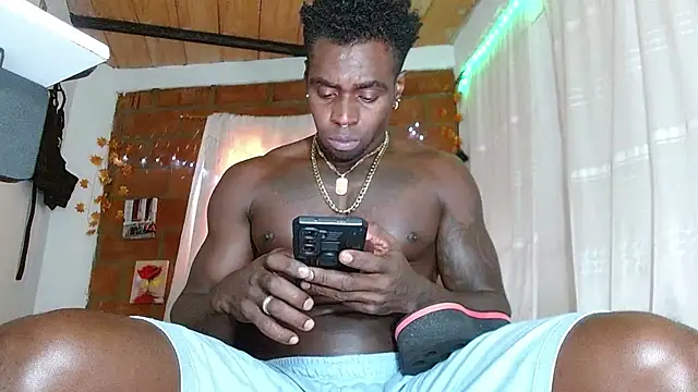 angel_bonbom webcam