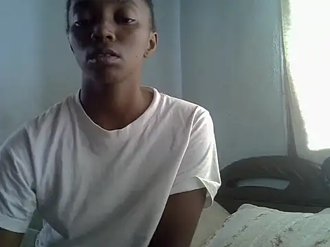 ElianeHot webcam