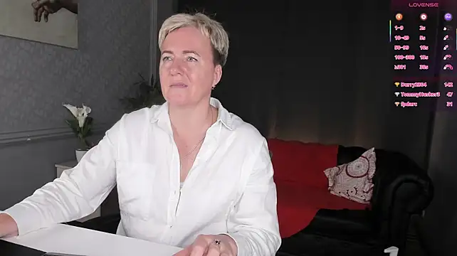 Nika_Smit webcam