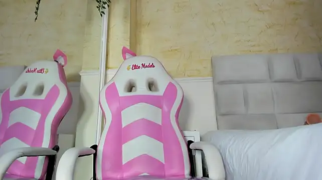 ScarletEvanss_ webcam