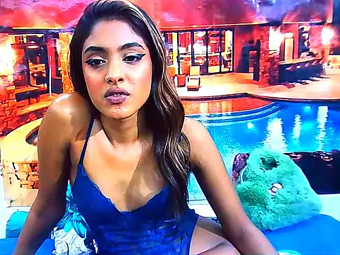 IndianPretty14u2Luv webcam