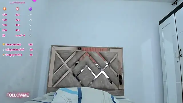 CuteLatinaxx webcam
