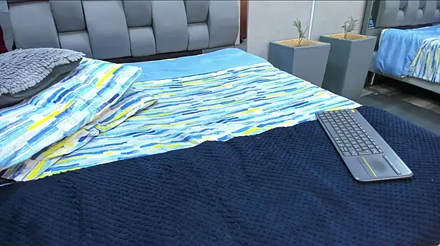 Charlie___Musk webcam