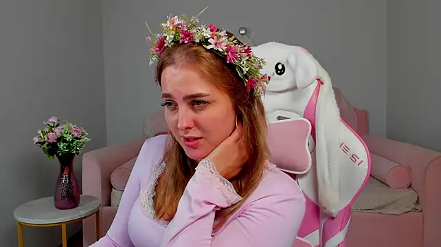 EllaBells webcam